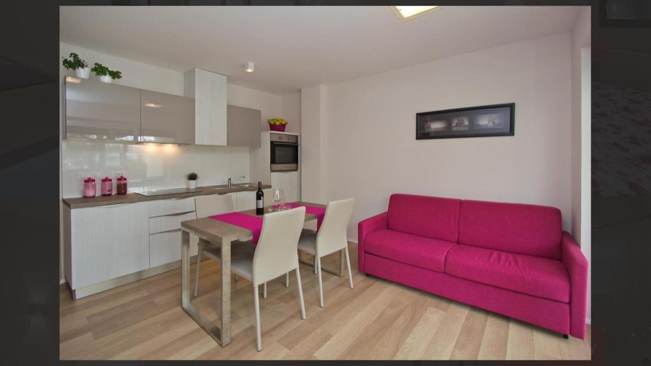 פורץ Adria Apartments מראה חיצוני תמונה